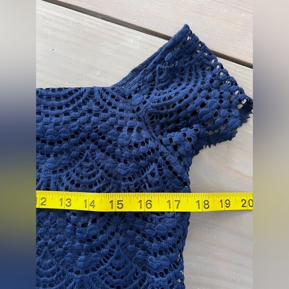 Lilly Pulitzer Jade Dress Sz L Navy Off Shoulder Lace Beach Resort Cocktail - Picture 13 of 15